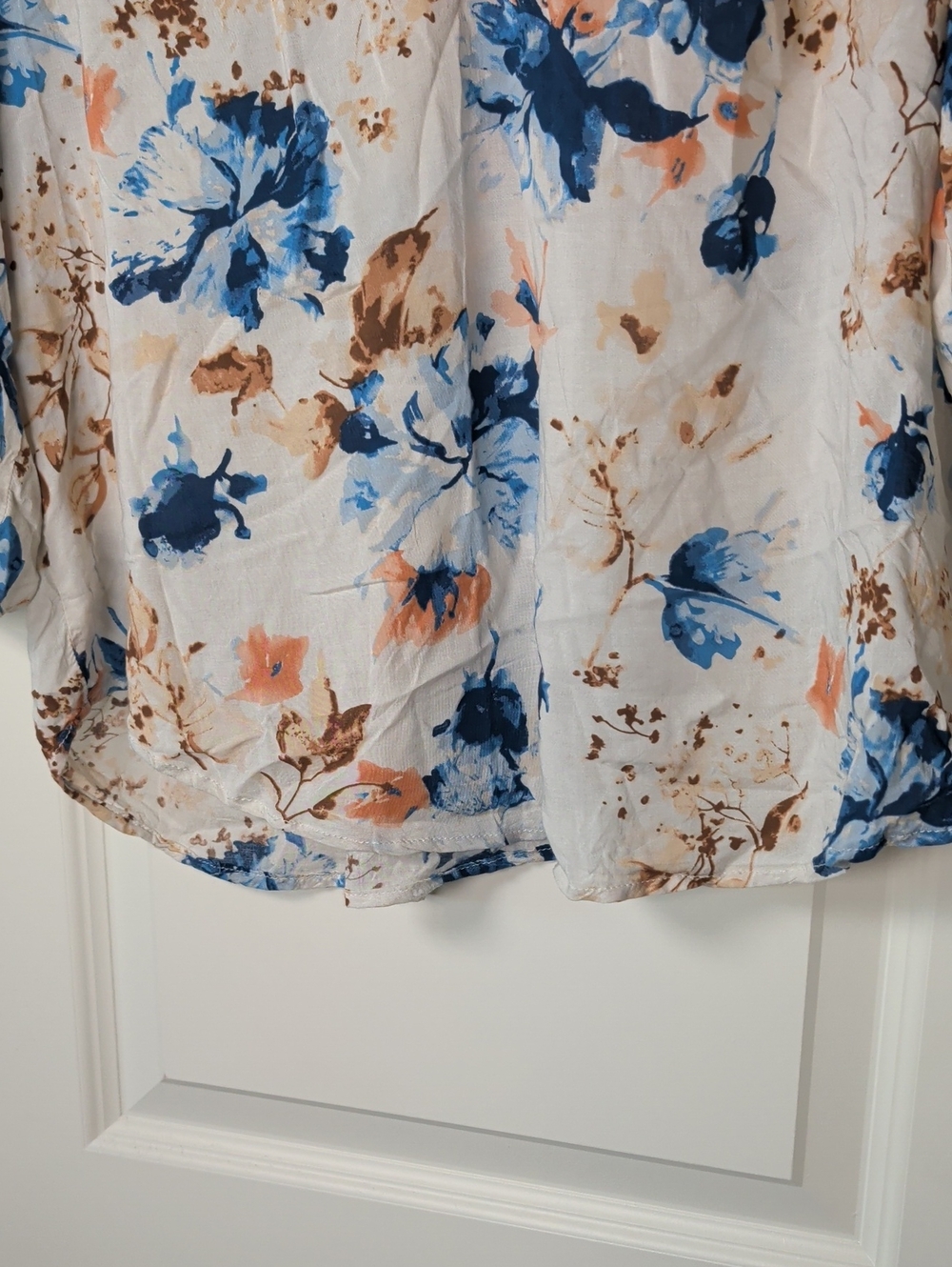 Floral Split-Neck Blouse in Cream and Blue - Picture 9 of 10